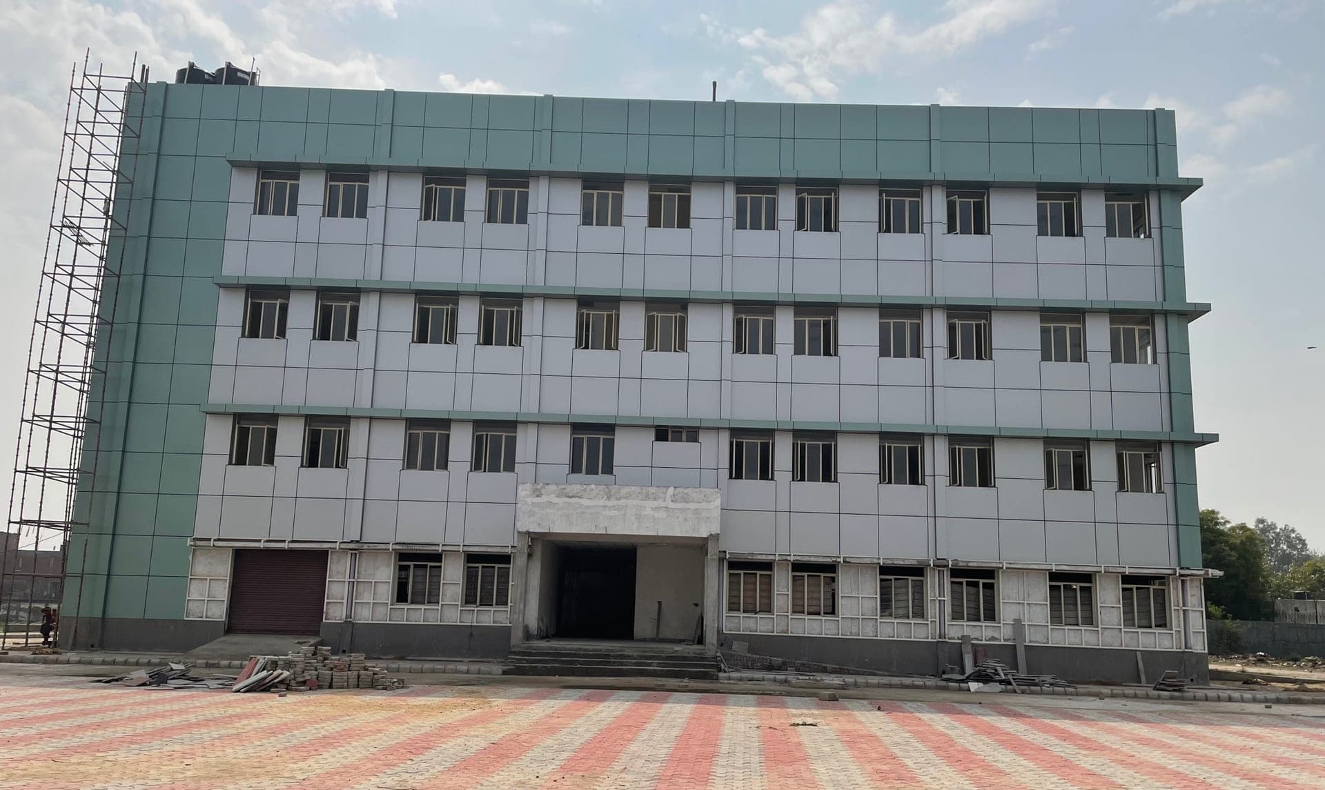 Multi-Storey Institutional Block